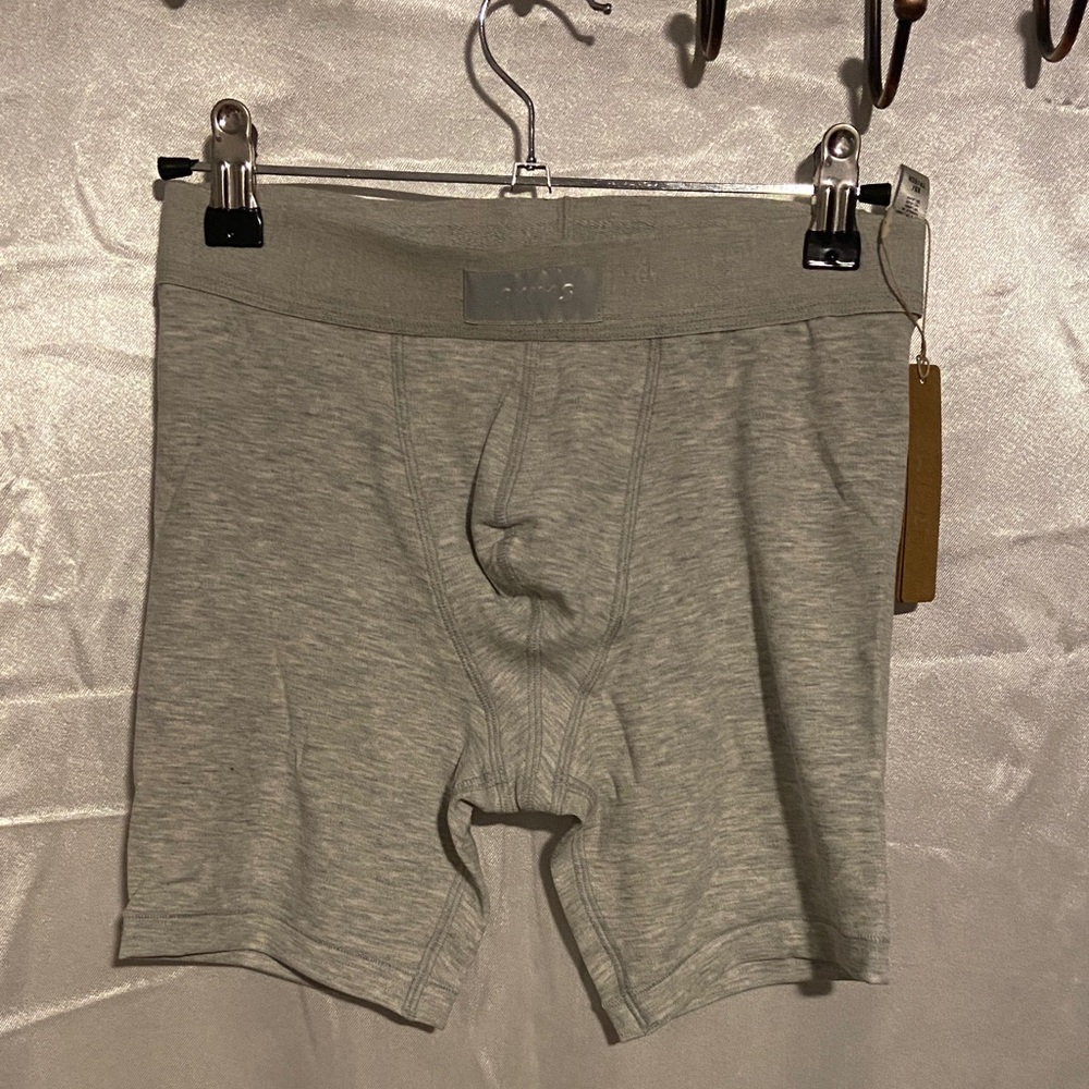 SKIMS Light heather gray 5 inch boxer briefs